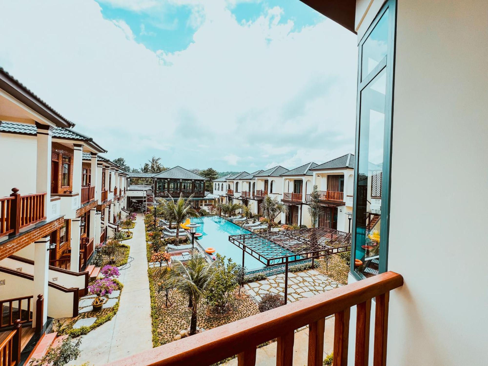 Palm Bay Resort דואונג דונג מראה חיצוני תמונה