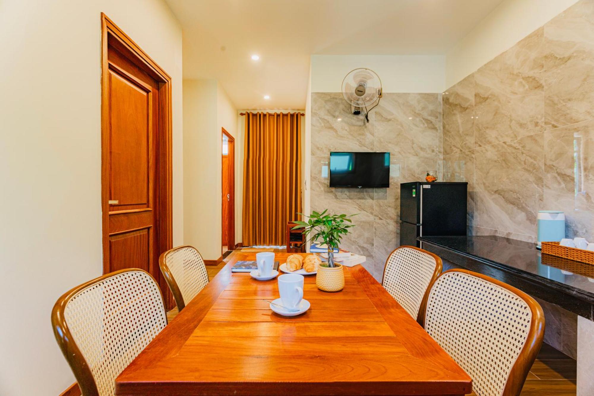 Palm Bay Resort דואונג דונג מראה חיצוני תמונה