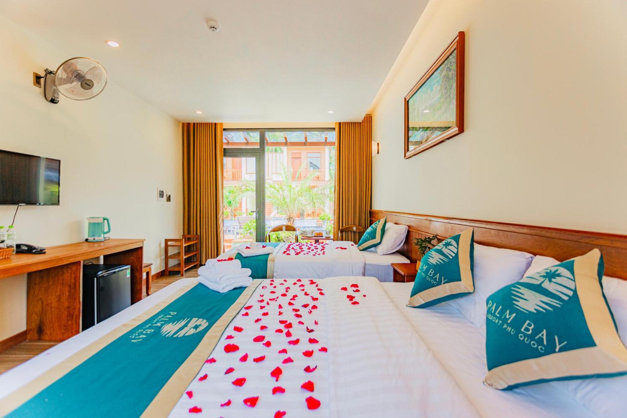 Palm Bay Resort דואונג דונג מראה חיצוני תמונה